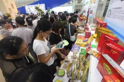 创富泰州丨现场烘烤的黄桥烧饼实在太诱人！泰兴主题日美食指南